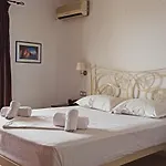 Hotel Esperides 3*